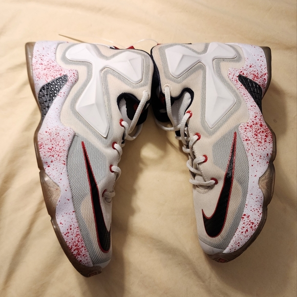 nike lebron 13 friday the 13th